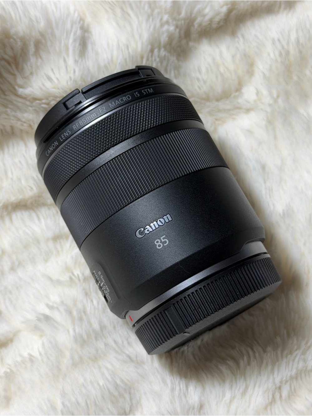 Canon 85mm f/2 Macro IS STM Lens - Black
